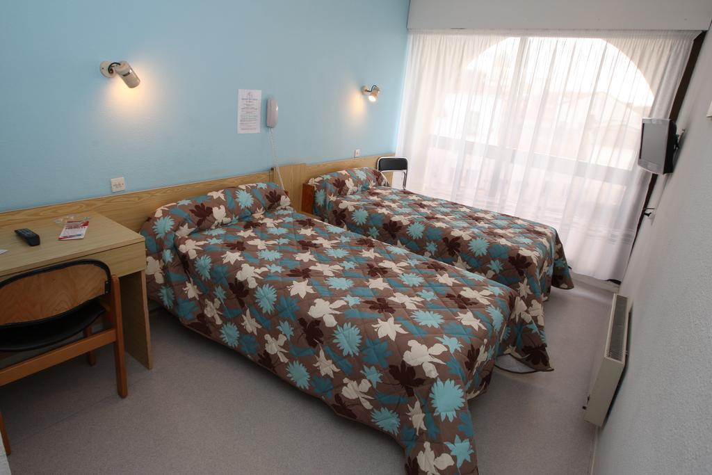 Hotel Bains Sarrailh Дакс Екстериор снимка