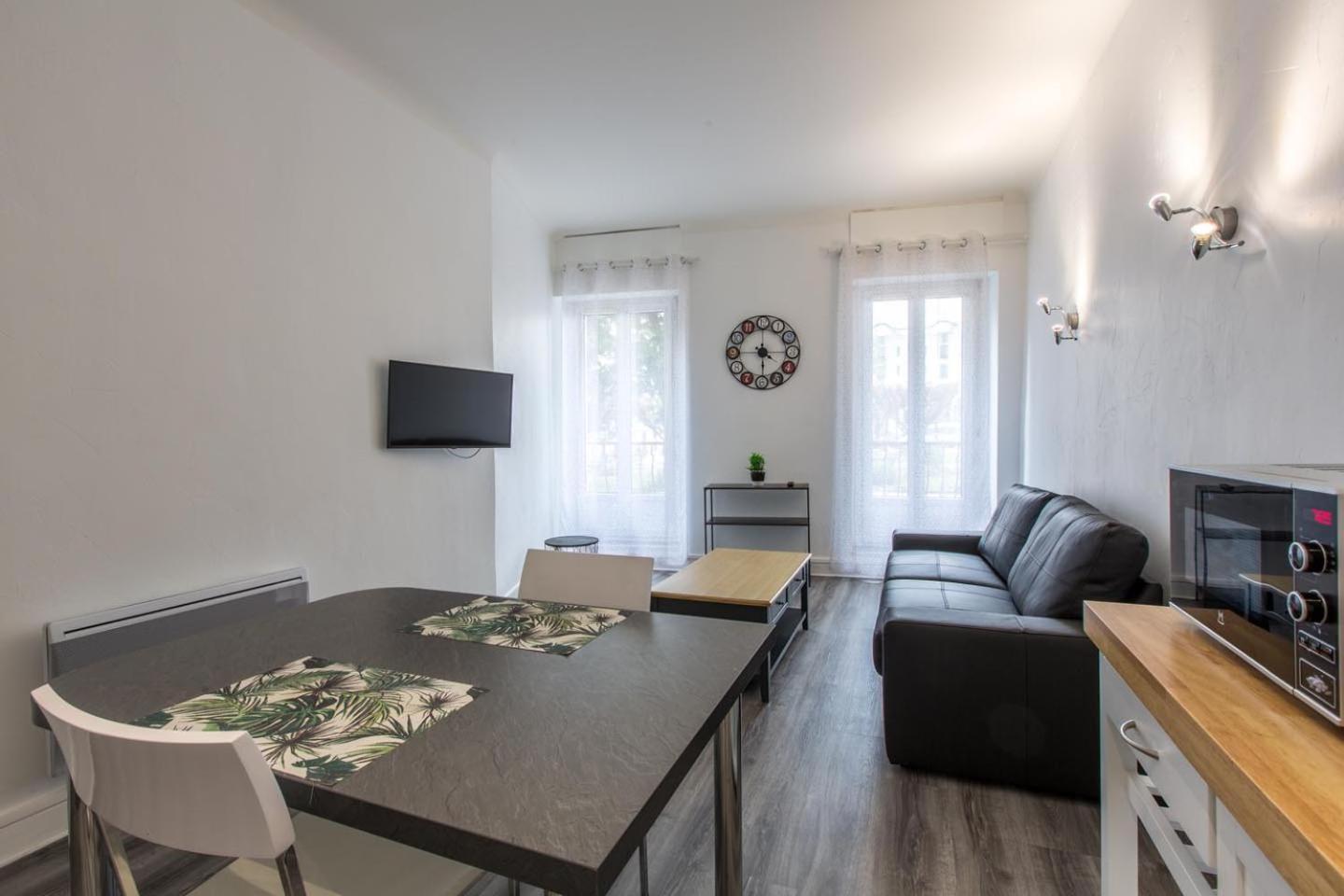 Hotel Bains Sarrailh Дакс Екстериор снимка