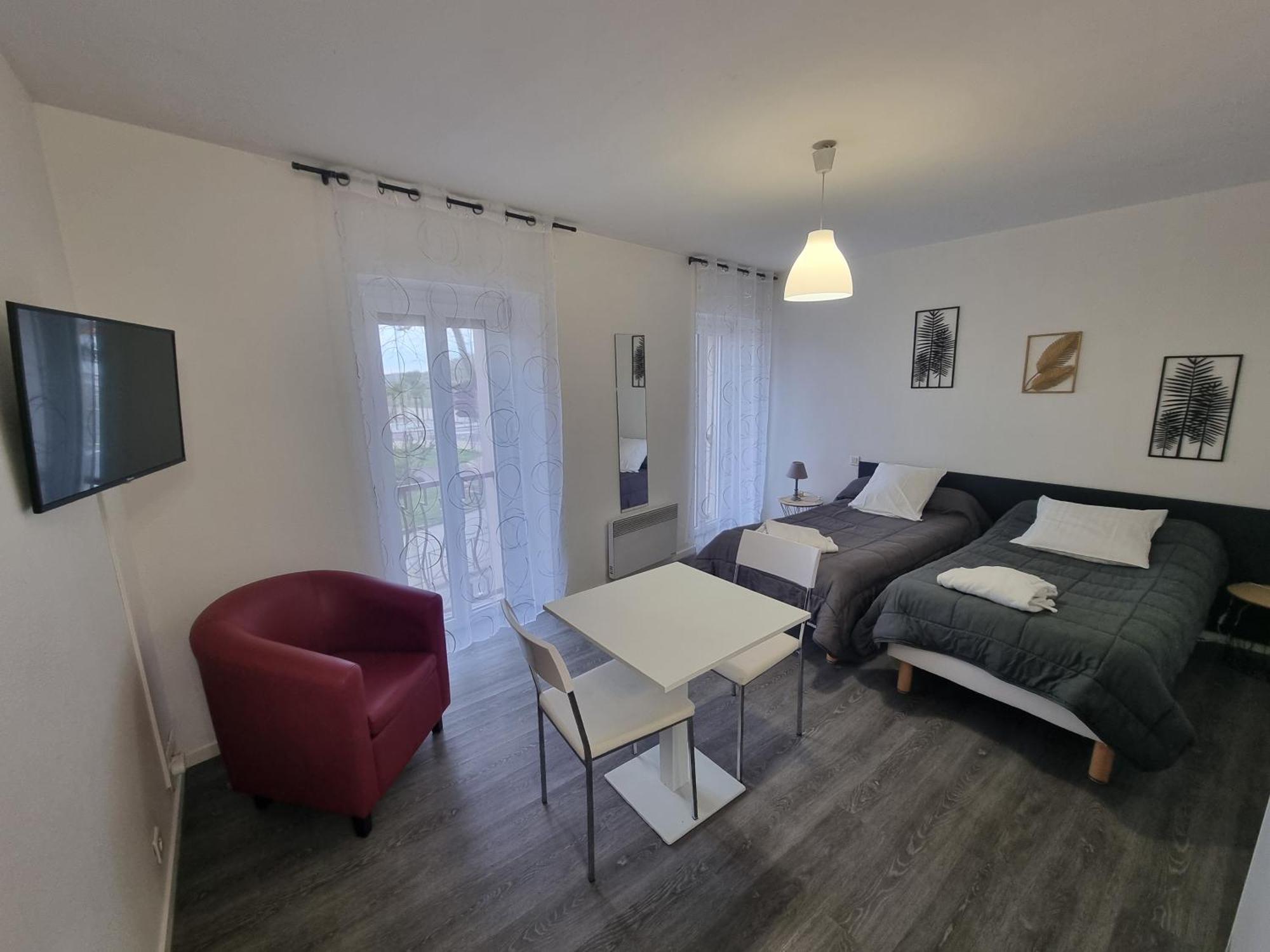 Hotel Bains Sarrailh Дакс Екстериор снимка