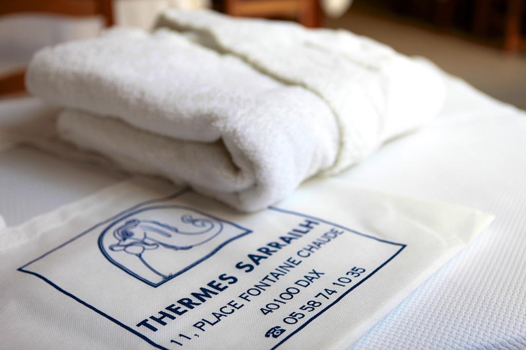 Hotel Bains Sarrailh Дакс Стая снимка