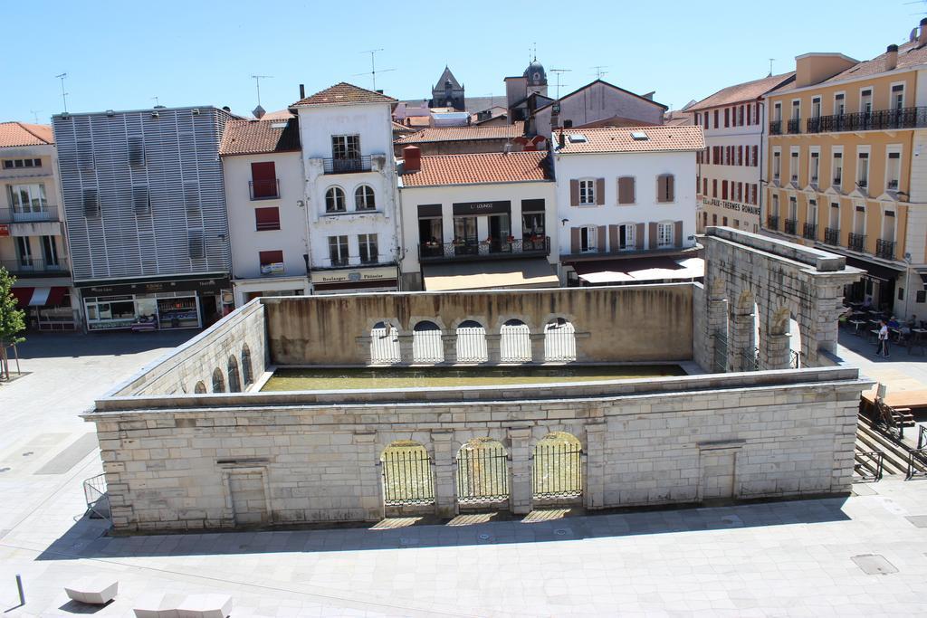 Hotel Bains Sarrailh Дакс Екстериор снимка